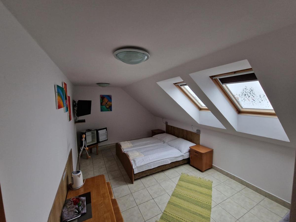 Penzion Solna Jaskyna Турчьянске-Теплице Экстерьер фото
